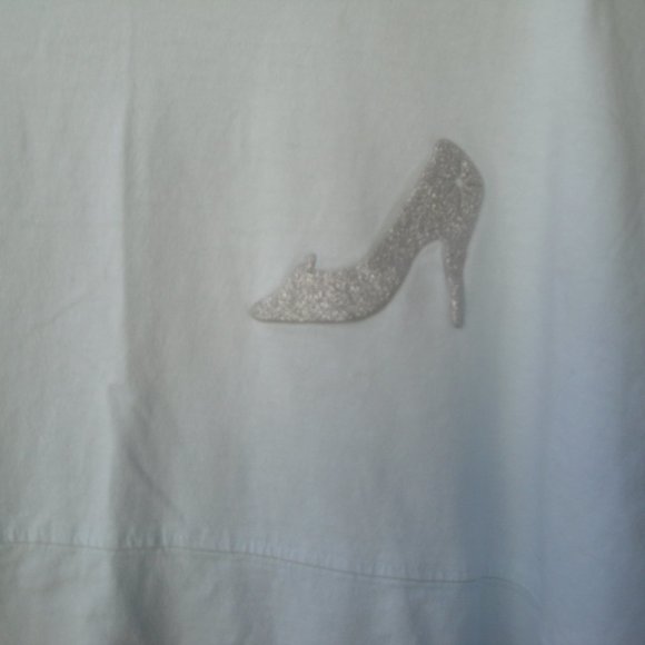Walt Disney World Cinderella Slipper Disney World Spirit Jersey Pale Blue Small - Picture 4 of 6